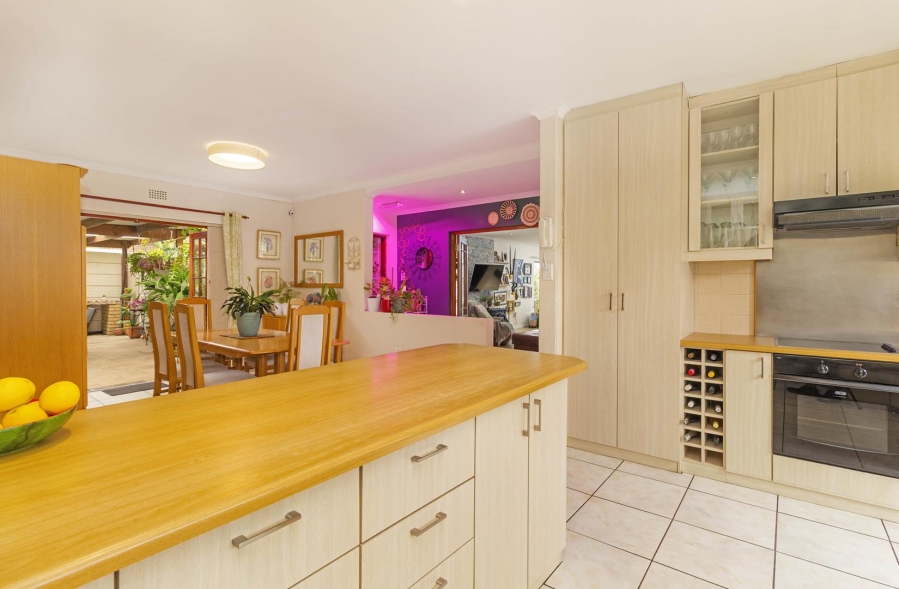 6 Bedroom Property for Sale in Tijgerhof Western Cape